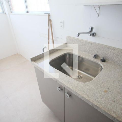 Apartamento à venda com 70m², 2 quartos e 1 vaga Apartamento à venda com 70m², 2 quartos e 1 vagaÁrea de Serviço