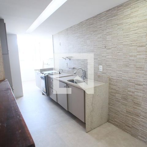 Apartamento à venda com 70m², 2 quartos e 1 vaga Apartamento à venda com 70m², 2 quartos e 1 vagaCozinha
