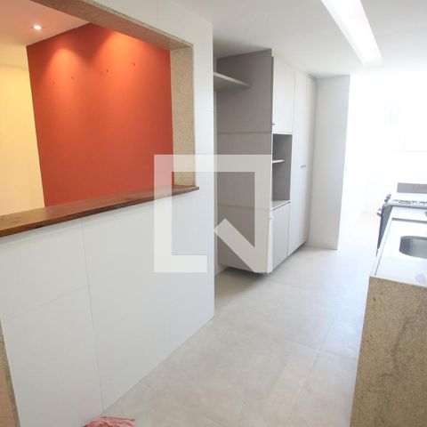 Apartamento à venda com 70m², 2 quartos e 1 vaga Apartamento à venda com 70m², 2 quartos e 1 vagaCozinha