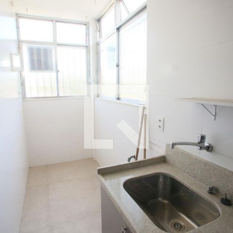 Apartamento à venda com 70m², 2 quartos e 1 vaga Apartamento à venda com 70m², 2 quartos e 1 vagaÁrea de Serviço