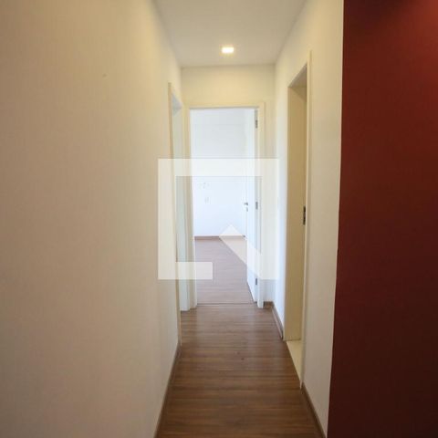 Apartamento à venda com 70m², 2 quartos e 1 vaga Apartamento à venda com 70m², 2 quartos e 1 vagaCorredor