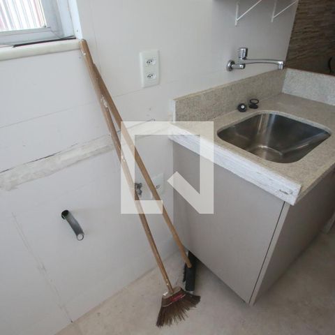 Apartamento à venda com 70m², 2 quartos e 1 vaga Apartamento à venda com 70m², 2 quartos e 1 vagaÁrea de Serviço