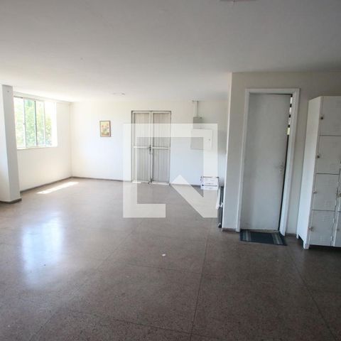 Apartamento à venda com 70m², 2 quartos e 1 vaga Apartamento à venda com 70m², 2 quartos e 1 vagaÁrea comum - Salão de festas