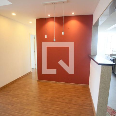 Apartamento à venda com 70m², 2 quartos e 1 vaga Apartamento à venda com 70m², 2 quartos e 1 vagaSala