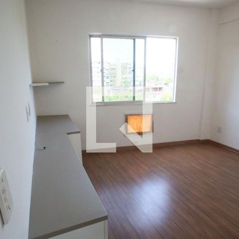 Apartamento à venda com 70m², 2 quartos e 1 vaga Apartamento à venda com 70m², 2 quartos e 1 vagaQuarto Suíte