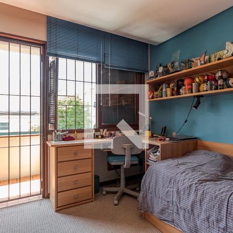 Casa de condomínio à venda com 220m², 4 quartos e 2 vagas Casa de condomínio à venda com 220m², 4 quartos e 2 vagasQuarto 2