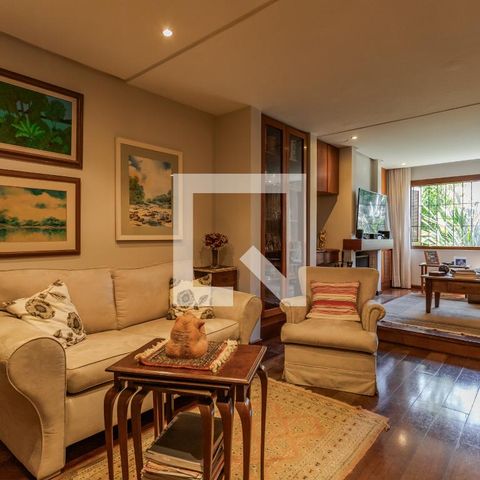 Casa de condomínio à venda com 220m², 4 quartos e 2 vagas Casa de condomínio à venda com 220m², 4 quartos e 2 vagasSala