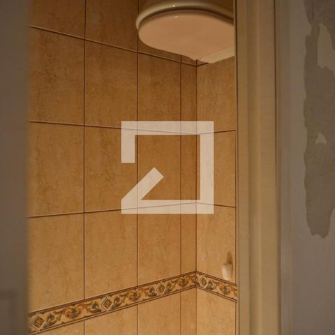 Casa à venda com 720m², 5 quartos e 3 vagasBanheiro 2