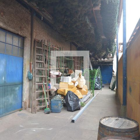 Casa à venda com 720m², 5 quartos e 3 vagasÁrea Externa