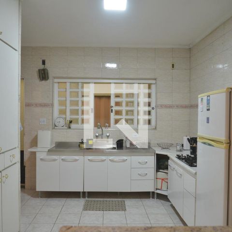 Casa à venda com 720m², 5 quartos e 3 vagasCozinha