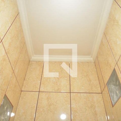 Casa à venda com 720m², 5 quartos e 3 vagasBanheiro 2