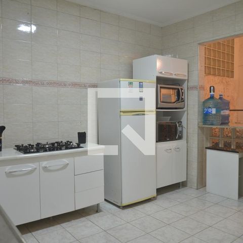 Casa à venda com 720m², 5 quartos e 3 vagasCozinha