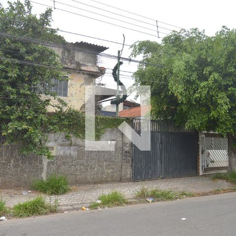 Casa à venda com 720m², 5 quartos e 3 vagasFachada