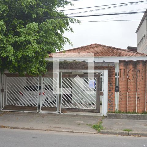 Casa à venda com 720m², 5 quartos e 3 vagasFachada