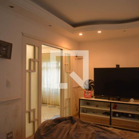 Casa à venda com 720m², 5 quartos e 3 vagasSala 2