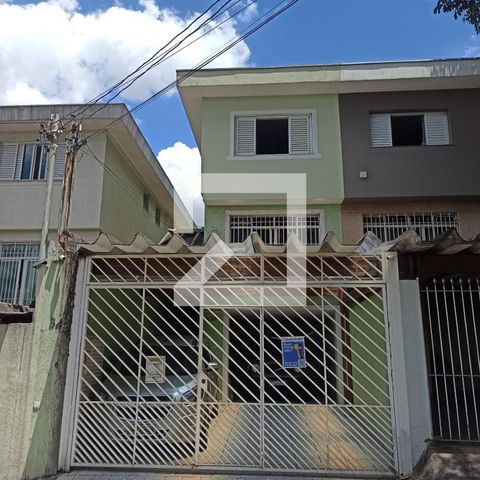 Casa à venda com 180m², 4 quartos e 3 vagasFachada