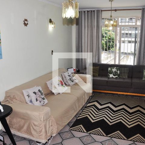 Casa à venda com 180m², 4 quartos e 3 vagassala
