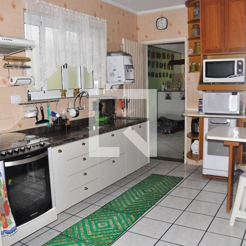 Casa à venda com 180m², 4 quartos e 3 vagasCozinha