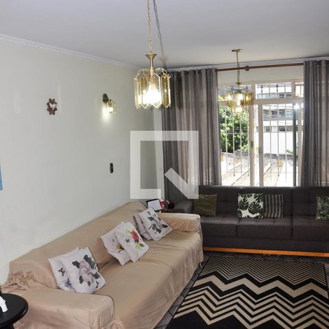 Casa à venda com 180m², 4 quartos e 3 vagassala