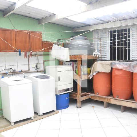 Casa à venda com 180m², 4 quartos e 3 vagasÁrea comum/Área de serviço
