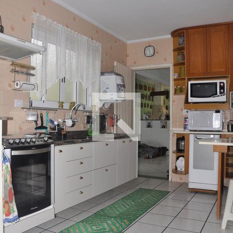 Casa à venda com 180m², 4 quartos e 3 vagasCozinha