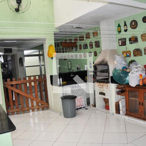 Casa à venda com 180m², 4 quartos e 3 vagasÁrea comum