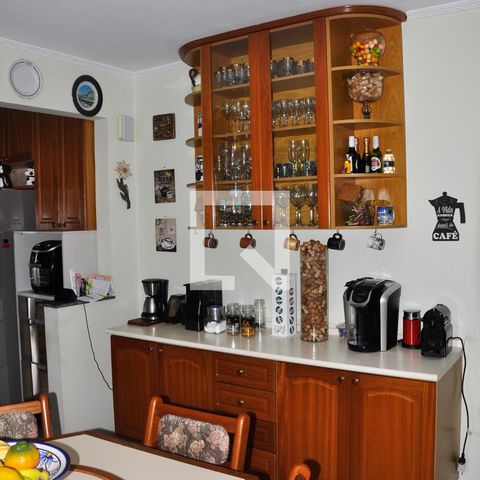 Casa à venda com 180m², 4 quartos e 3 vagasCozinha