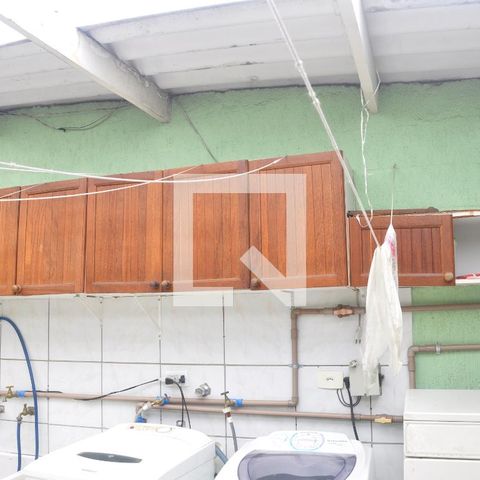 Casa à venda com 180m², 4 quartos e 3 vagasÁrea comum/Área de serviço