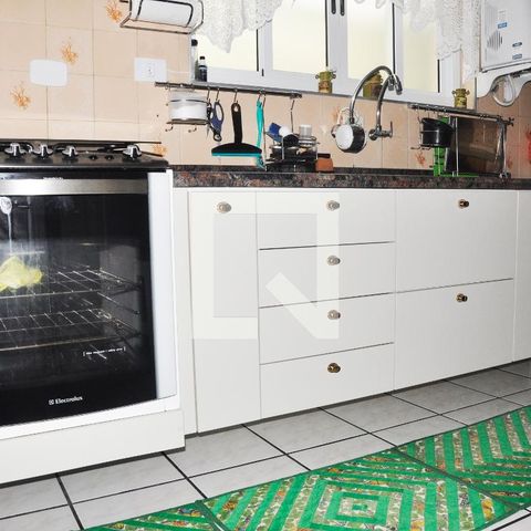 Casa à venda com 180m², 4 quartos e 3 vagasCozinha