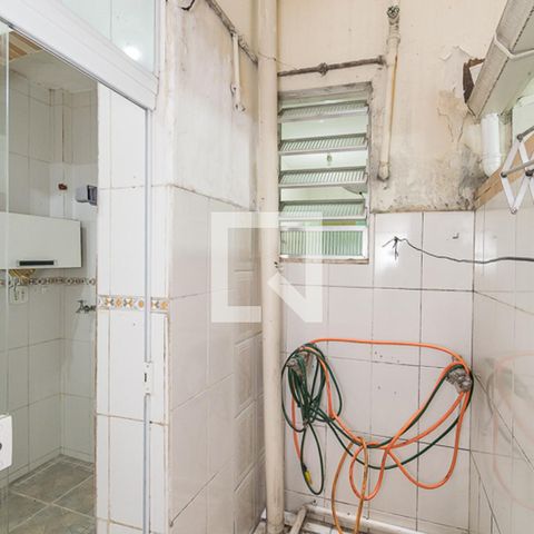 Apartamento à venda com 70m², 2 quartos e sem vagaÁrea de Serviço