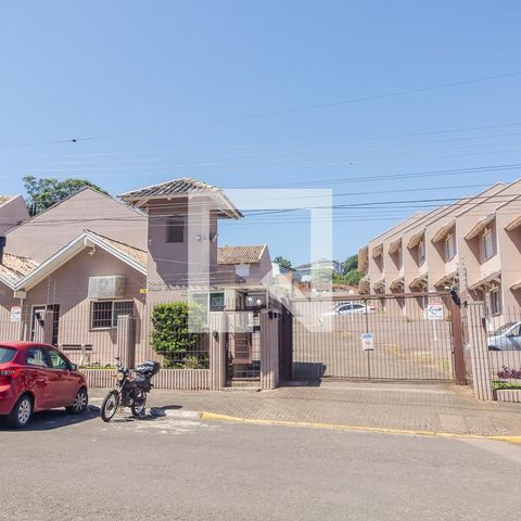 Casa de condomínio à venda com 96m², 2 quartos e 1 vaga Casa de condomínio à venda com 96m², 2 quartos e 1 vagaFachada