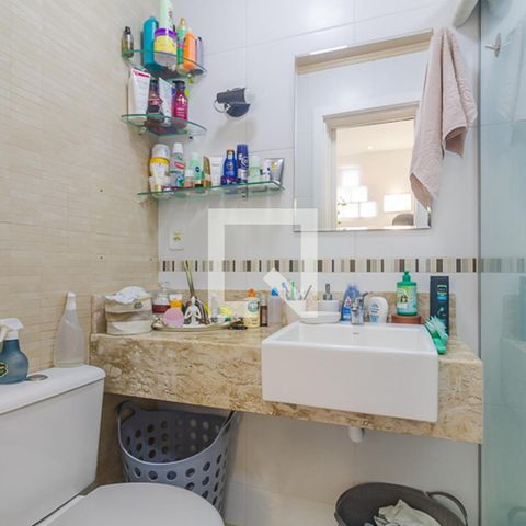 Casa de condomínio à venda com 96m², 2 quartos e 1 vaga Casa de condomínio à venda com 96m², 2 quartos e 1 vagaBanheiro