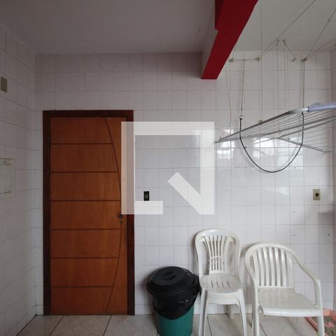 Apartamento à venda com 138m², 3 quartos e 2 vagasCozinha e Área de Serviço