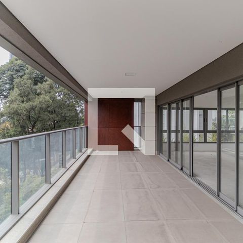 Apartamento à venda com 260m², 3 quartos e 3 vagas Apartamento à venda com 260m², 3 quartos e 3 vagasVaranda da Sala 1