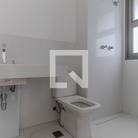 Apartamento à venda com 260m², 3 quartos e 3 vagas Apartamento à venda com 260m², 3 quartos e 3 vagasBanheiro da Suíte 1