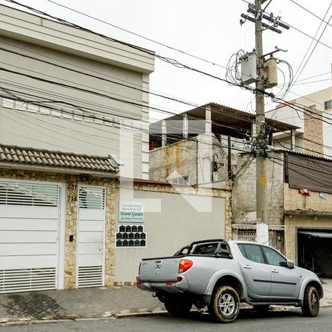 Casa à venda com 75m², 2 quartos e 2 vagasFachada