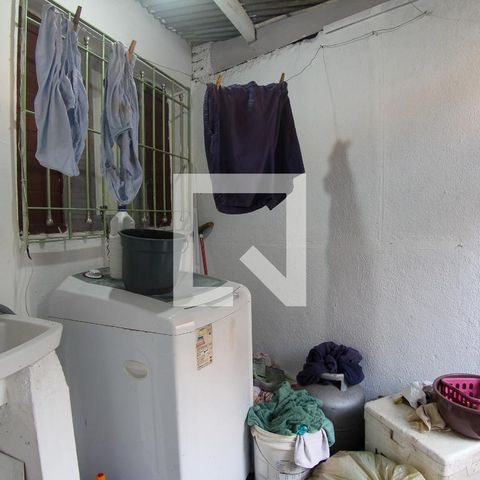Casa à venda com 213m², 1 quarto e 1 vaga Casa à venda com 213m², 1 quarto e 1 vagaÁrea de serviço