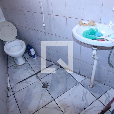 Casa à venda com 213m², 1 quarto e 1 vaga Casa à venda com 213m², 1 quarto e 1 vagaBanheiro
