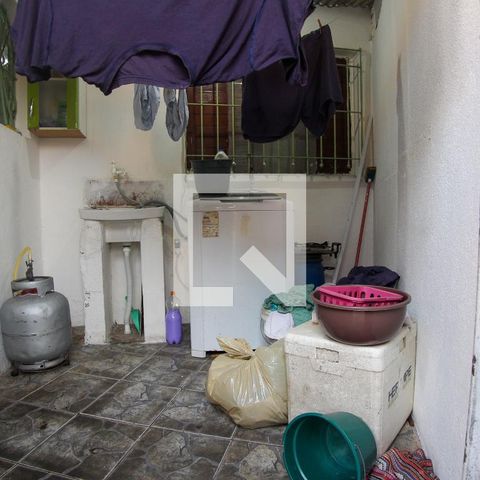 Casa à venda com 213m², 1 quarto e 1 vaga Casa à venda com 213m², 1 quarto e 1 vagaÁrea de serviço