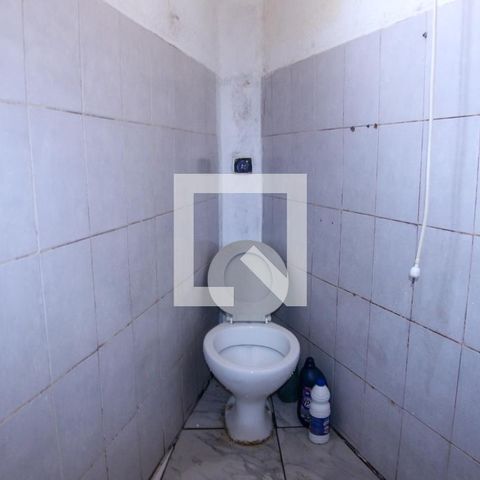 Casa à venda com 213m², 1 quarto e 1 vaga Casa à venda com 213m², 1 quarto e 1 vagaBanheiro