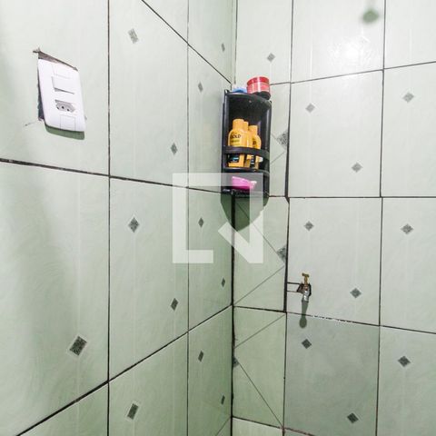 Casa à venda com 80m², 1 quarto e sem vagaBanheiro