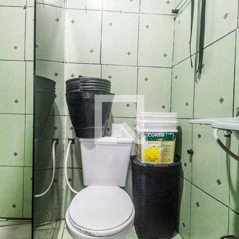 Casa à venda com 80m², 1 quarto e sem vagaBanheiro