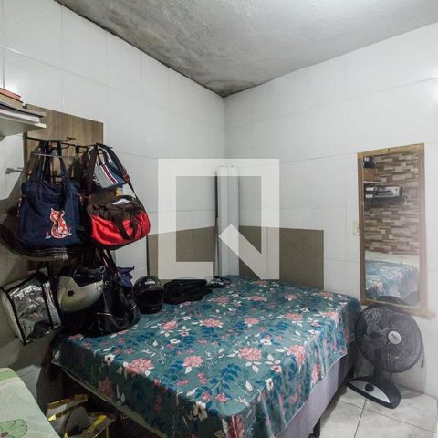 Casa à venda com 80m², 1 quarto e sem vagaQuarto