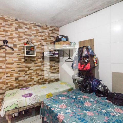 Casa à venda com 80m², 1 quarto e sem vagaQuarto