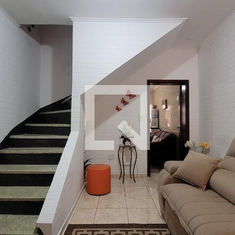 Casa à venda com 131m², 2 quartos e 1 vaga Casa à venda com 131m², 2 quartos e 1 vagaSala