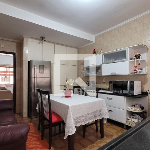 Casa à venda com 131m², 2 quartos e 1 vaga Casa à venda com 131m², 2 quartos e 1 vagaCozinha