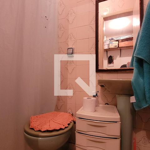 Casa à venda com 131m², 2 quartos e 1 vaga Casa à venda com 131m², 2 quartos e 1 vagaBanheiro 2