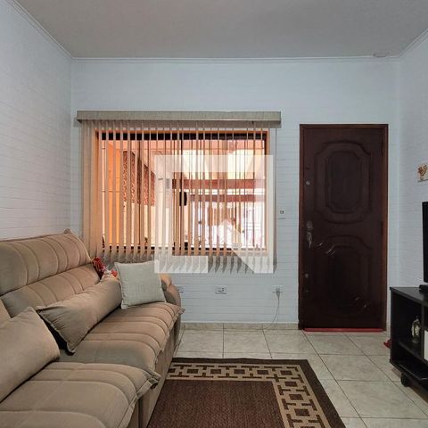 Casa à venda com 131m², 2 quartos e 1 vaga Casa à venda com 131m², 2 quartos e 1 vagaSala