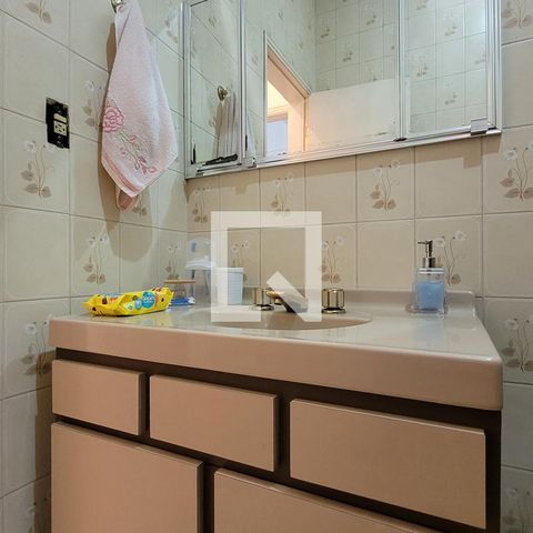 Casa à venda com 131m², 2 quartos e 1 vaga Casa à venda com 131m², 2 quartos e 1 vagaBanheiro 1