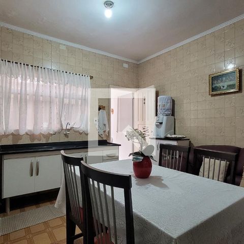 Casa à venda com 131m², 2 quartos e 1 vaga Casa à venda com 131m², 2 quartos e 1 vagaCozinha